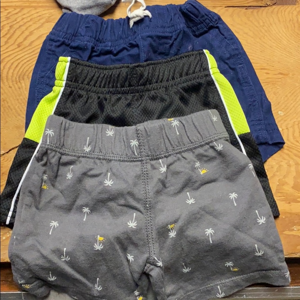3 pairs boys 9 months shorts